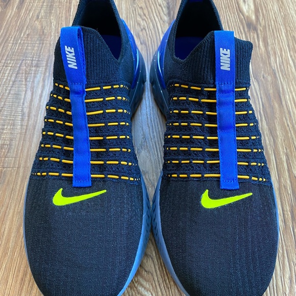 Nike React Phantom Run Flyknit 2 Shoes Sneakers Black Gray Men's 11 NEW - Picture 5 of 8